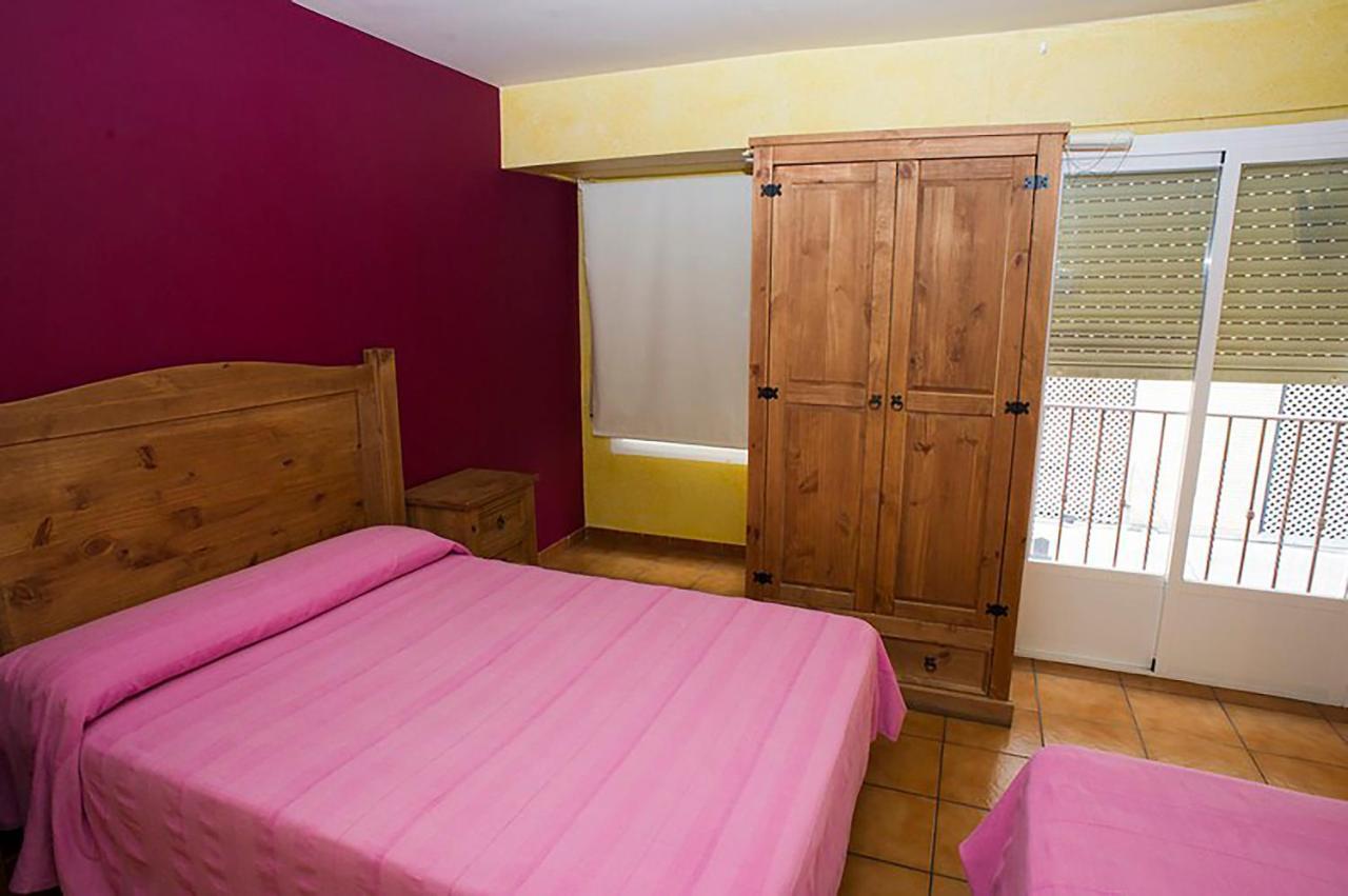 Hostal Velarde Talavera de la Reina Exterior photo